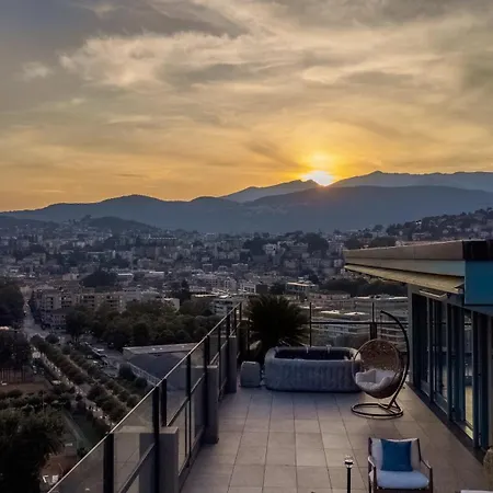 Sky Lounge Penthouse, Lux, 5 Stelle Lugano