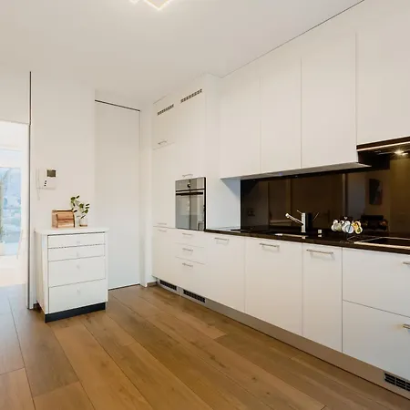 Sky Lounge Penthouse, Lux, 5 Stelle Apartment Lugano