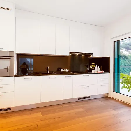 Sky Lounge Penthouse, Lux, 5 Stelle * Lugano
