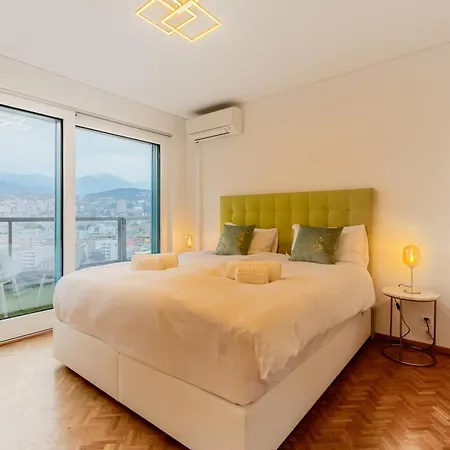 Sky Lounge Penthouse, Lux, 5 Stelle Apartment Lugano